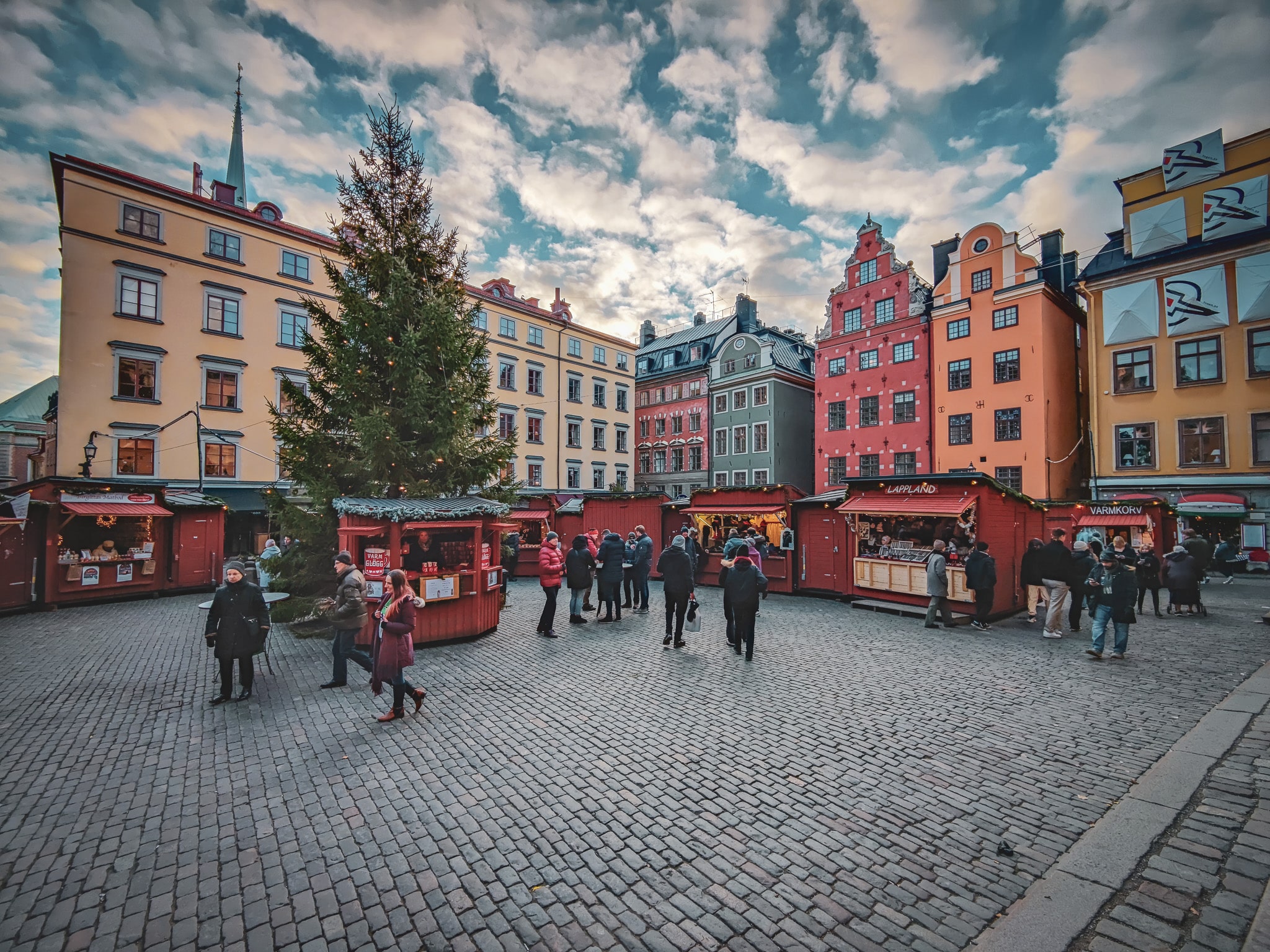 Plein Stotorget in Gamla Stan met kerstmarkt